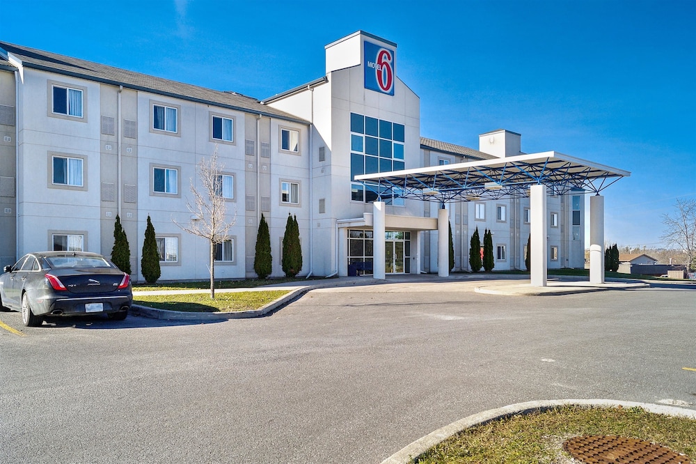 Motel6 Peterborough, ON in PETERBOROUGH - CANADA