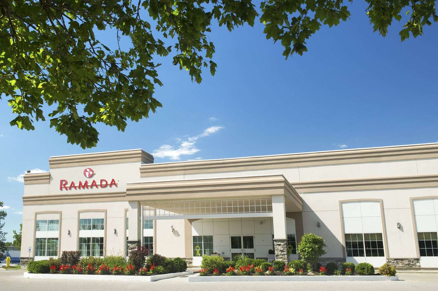 Ramada By Wyndham Trenton 2/23