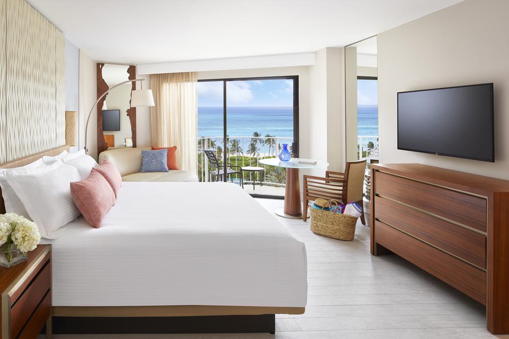 Deluxe, Sea View