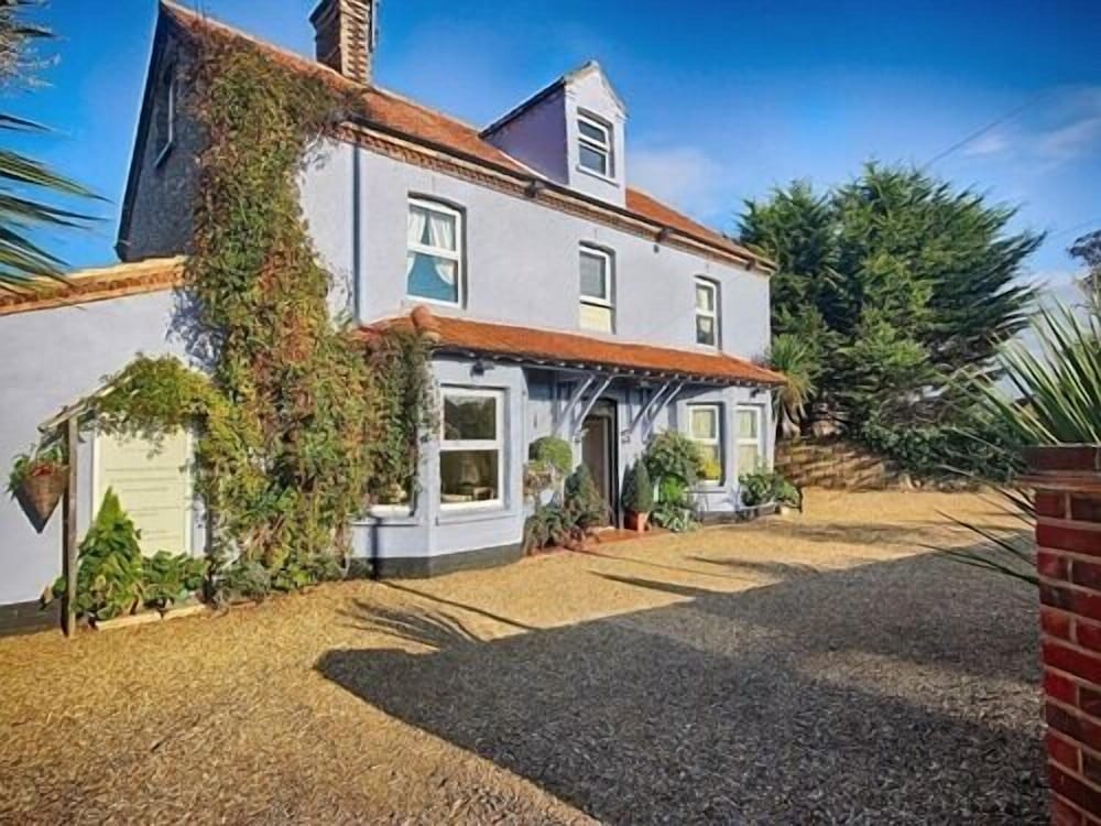 Hooray Henrys Sheringham 43/50