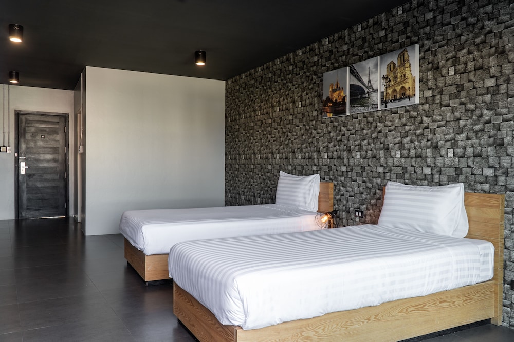 Get Zleep Premium Budget Hotel 22/59