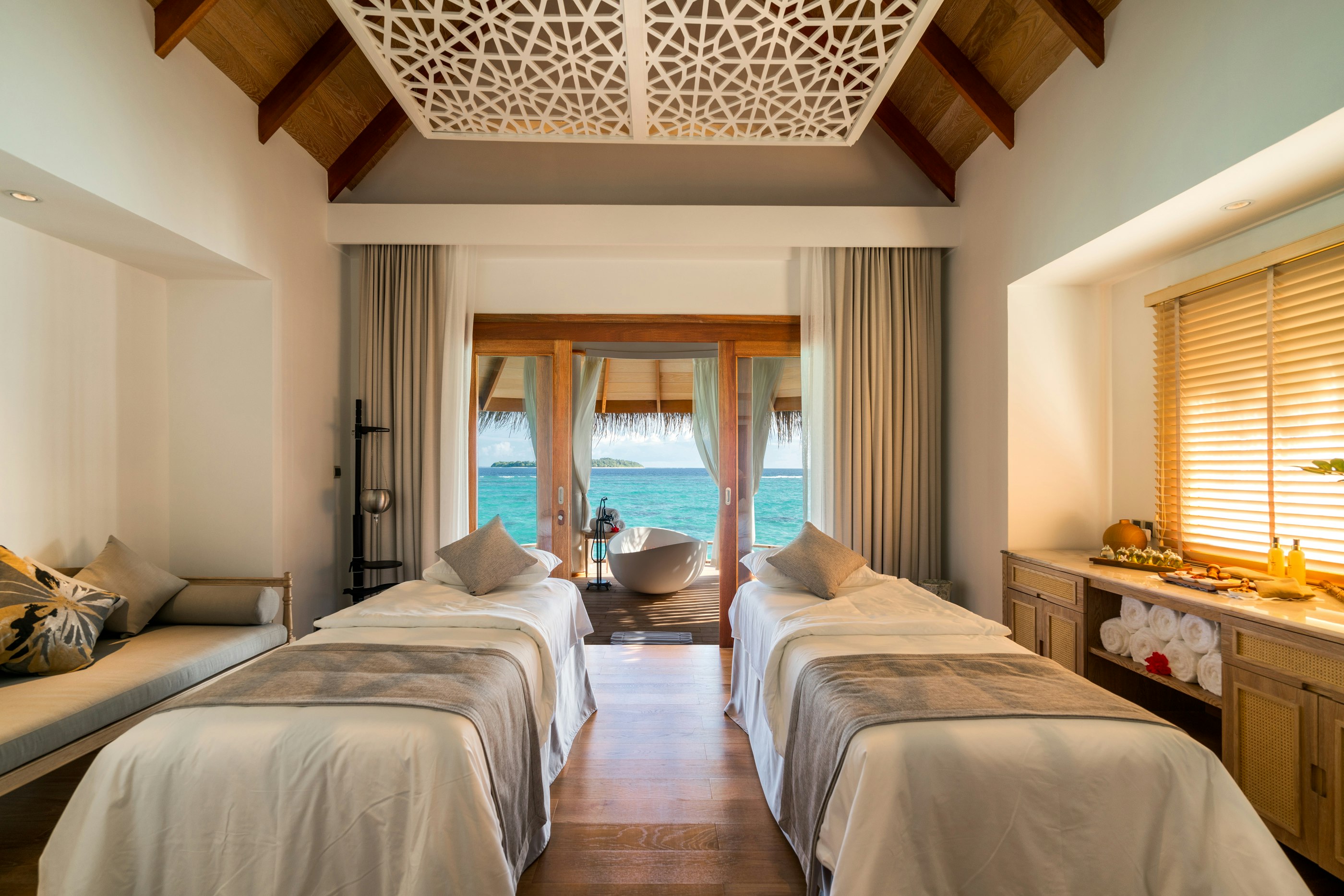 Milaidhoo Maldives 9/70