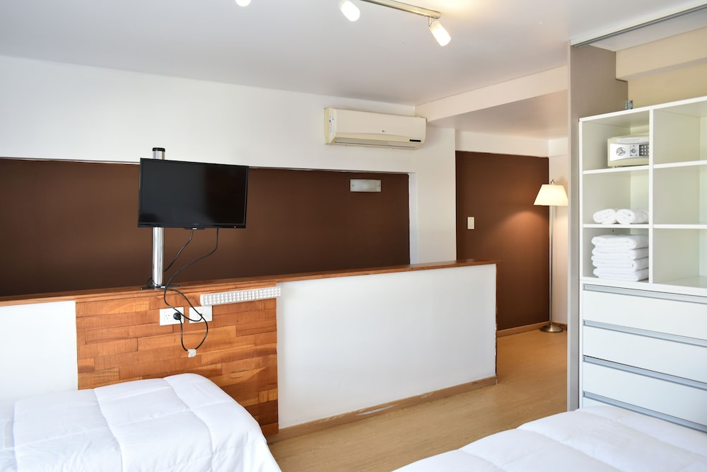 Syrah Suites 20/48