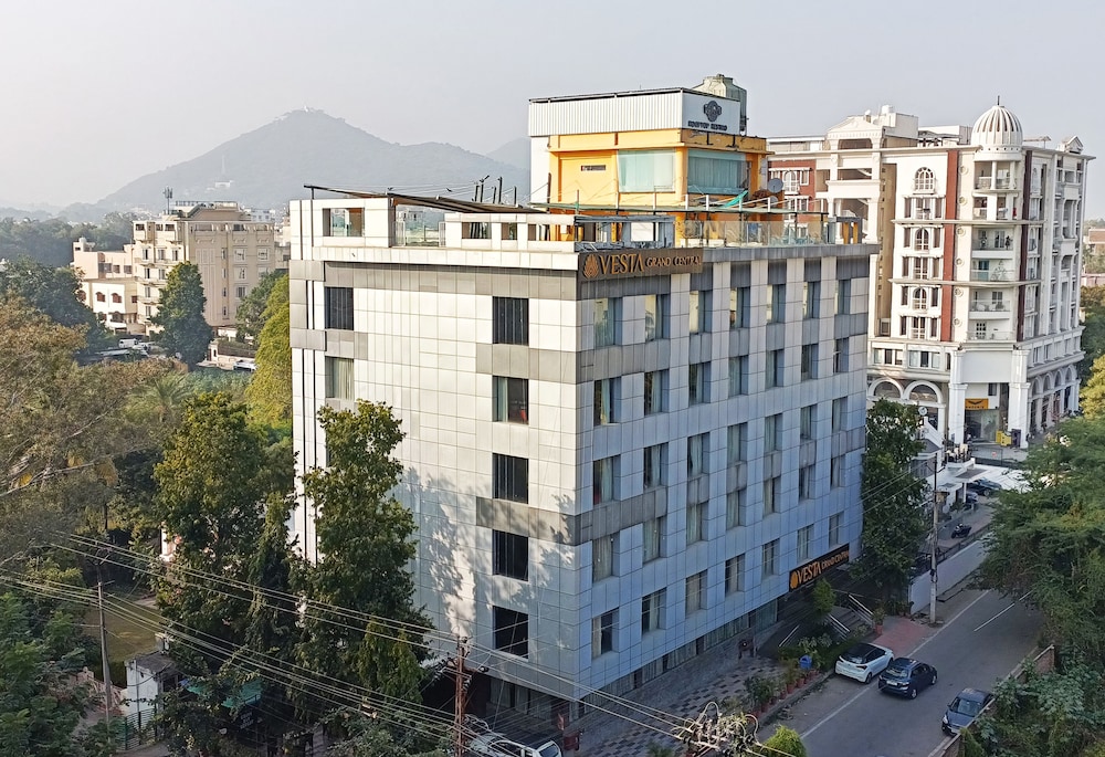 Hotel Mumbai House 3/50