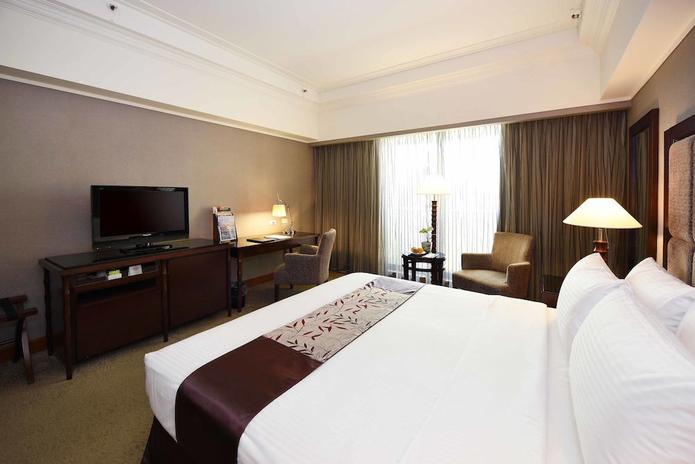 FULLON HOTEL LINKOU 8/22