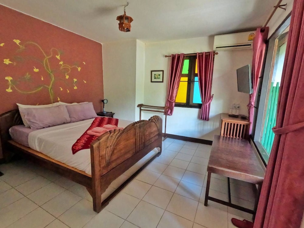 2 BEDROOMS, FAMILY