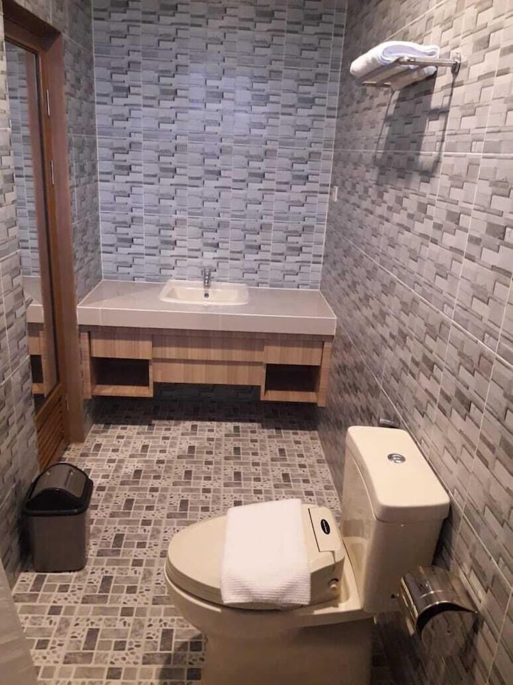 Fortune Front One Hotel Kendari 33/33