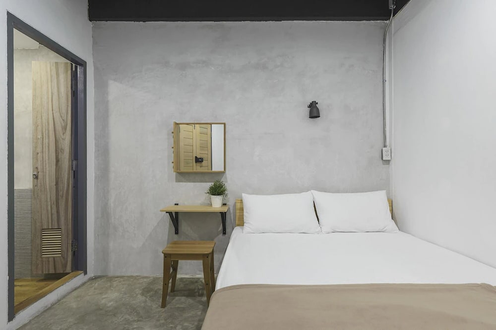 Ora Hostel Bangkok 18/65