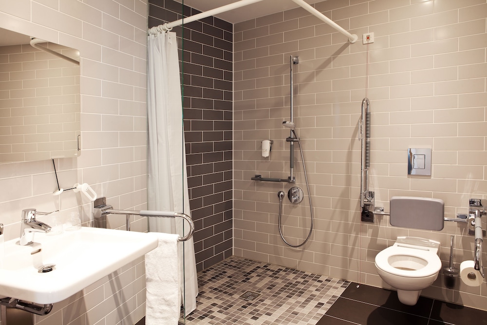 Holiday Inn Express Saarbrucken 12/57