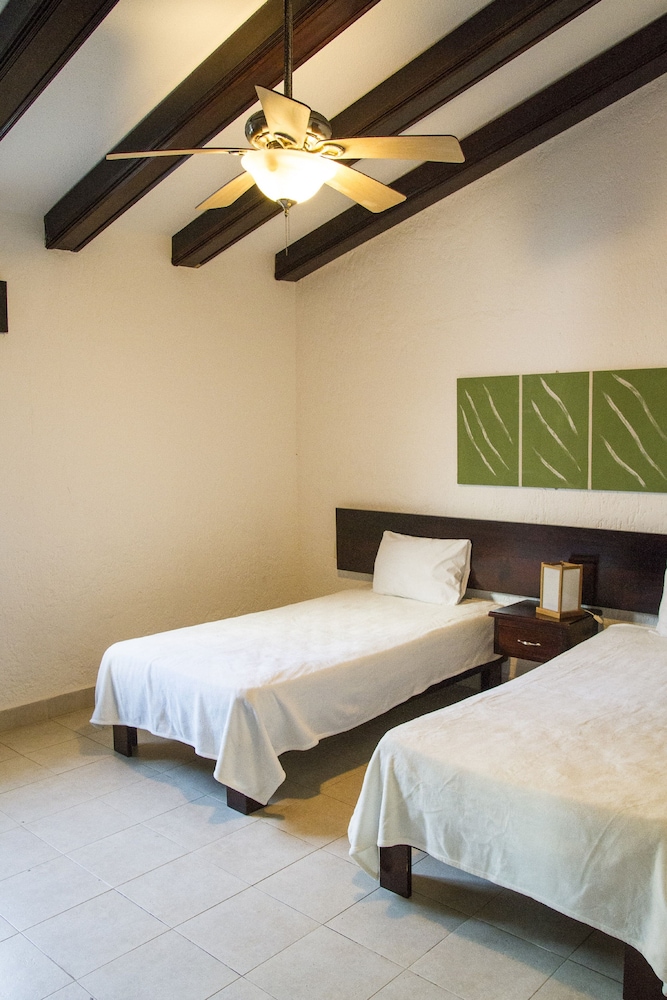 Las Gaviotas Hotel Suites 22/51