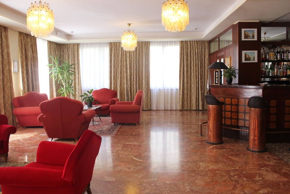 Rigel Hotel 54/73