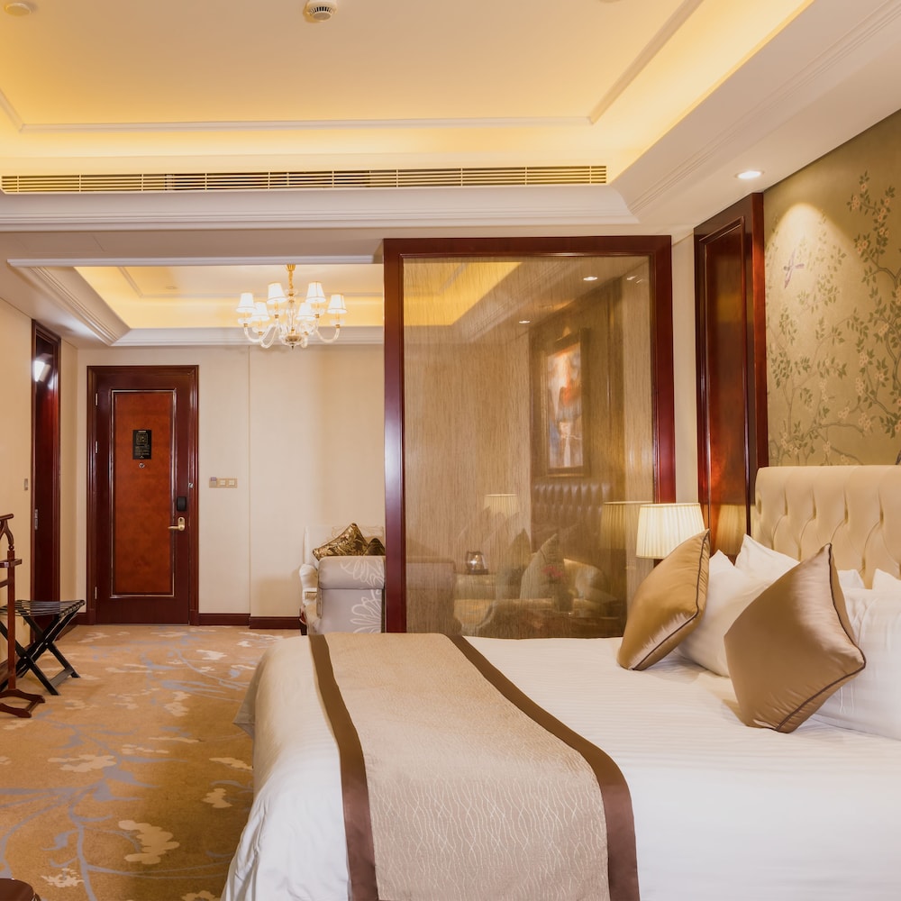 Dongwu New Century Grand Hotel Huzhou 10/31