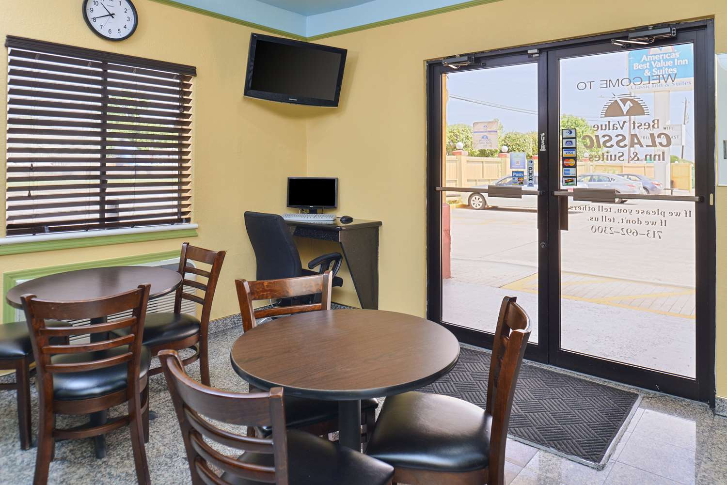 Americas Best Value Inn Suites Houston Downtown 7/10
