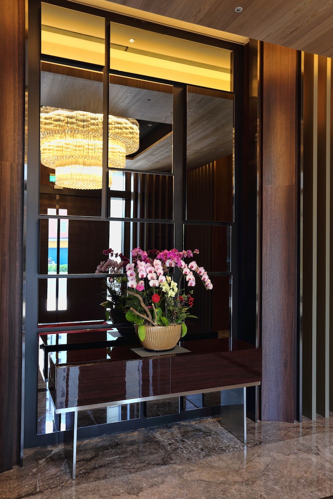 Intrendy Hotel 10/71