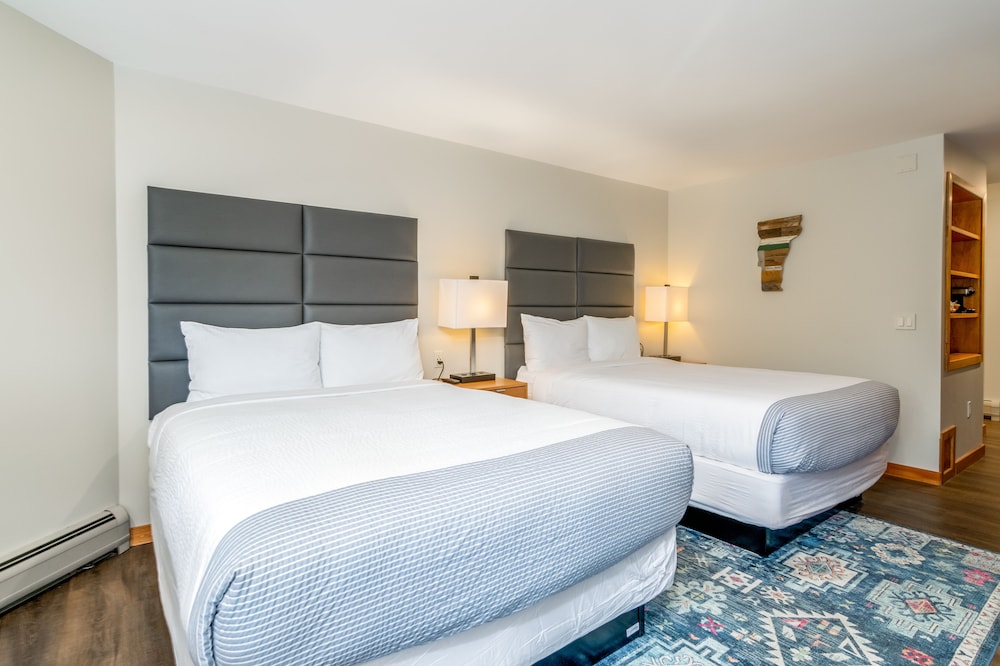 Grey Fox Inn Resort 19/66