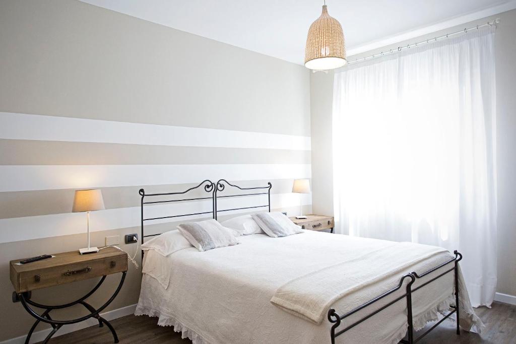 Unique, Suite