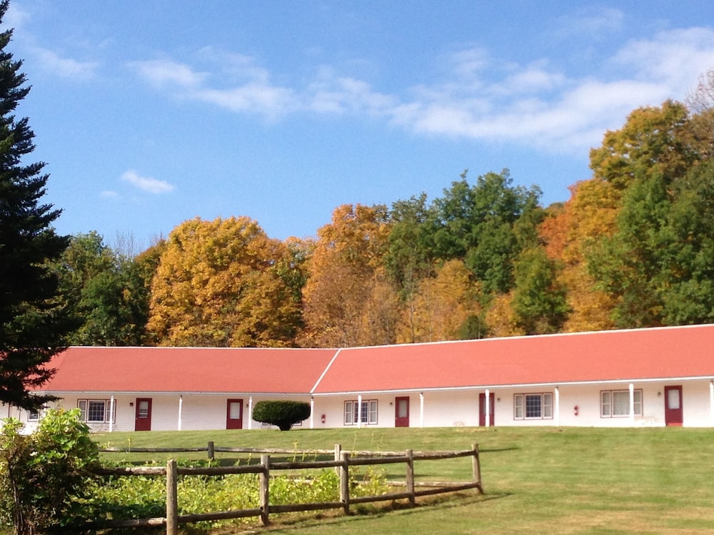 Four Winds Country Motel 20/34