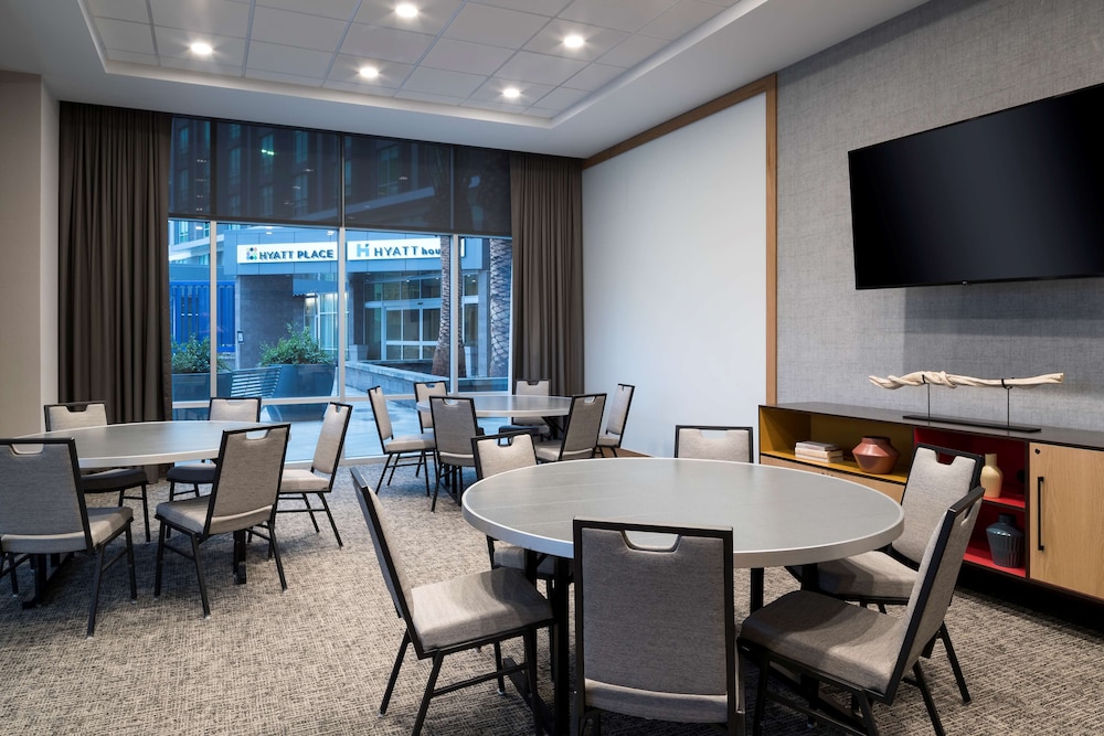 Hyatt Place Tempe/Phoenix/University 38/48