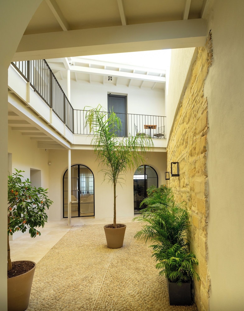 Hotel Boutique Sidonia 38/50