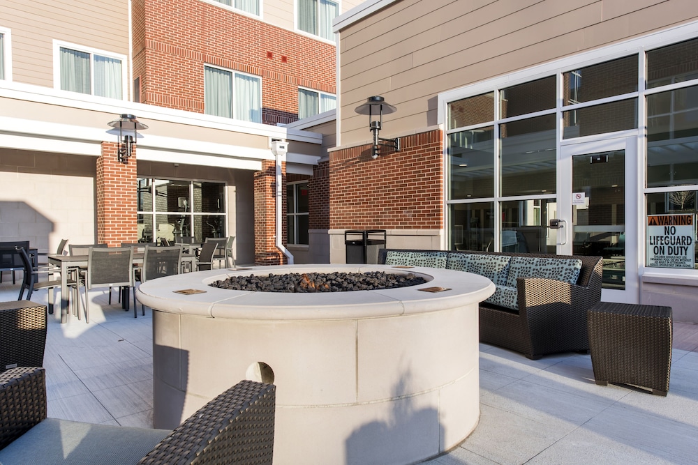 Residence Inn Nashua 32/40