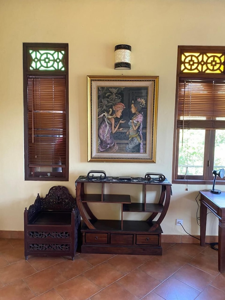 Dukuh Village Homestay & Villas 51/72