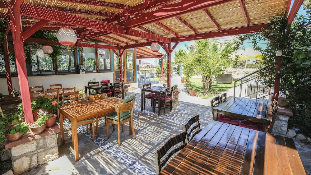 Karaburun Konak Hotel 31/50