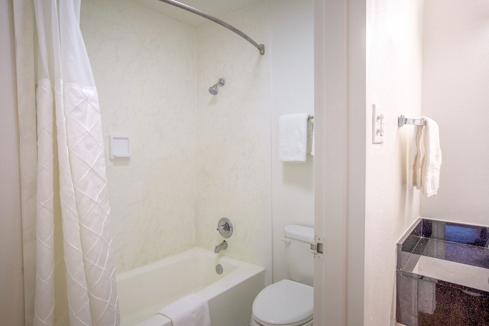 Hotel Baton Rouge - Mead Rd Louisiana 20/27
