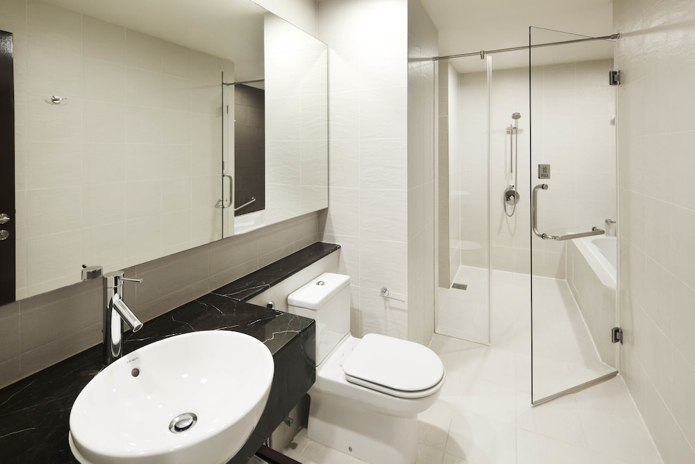 Parkroyal Serviced Suites Kuala Lumpur 24/69