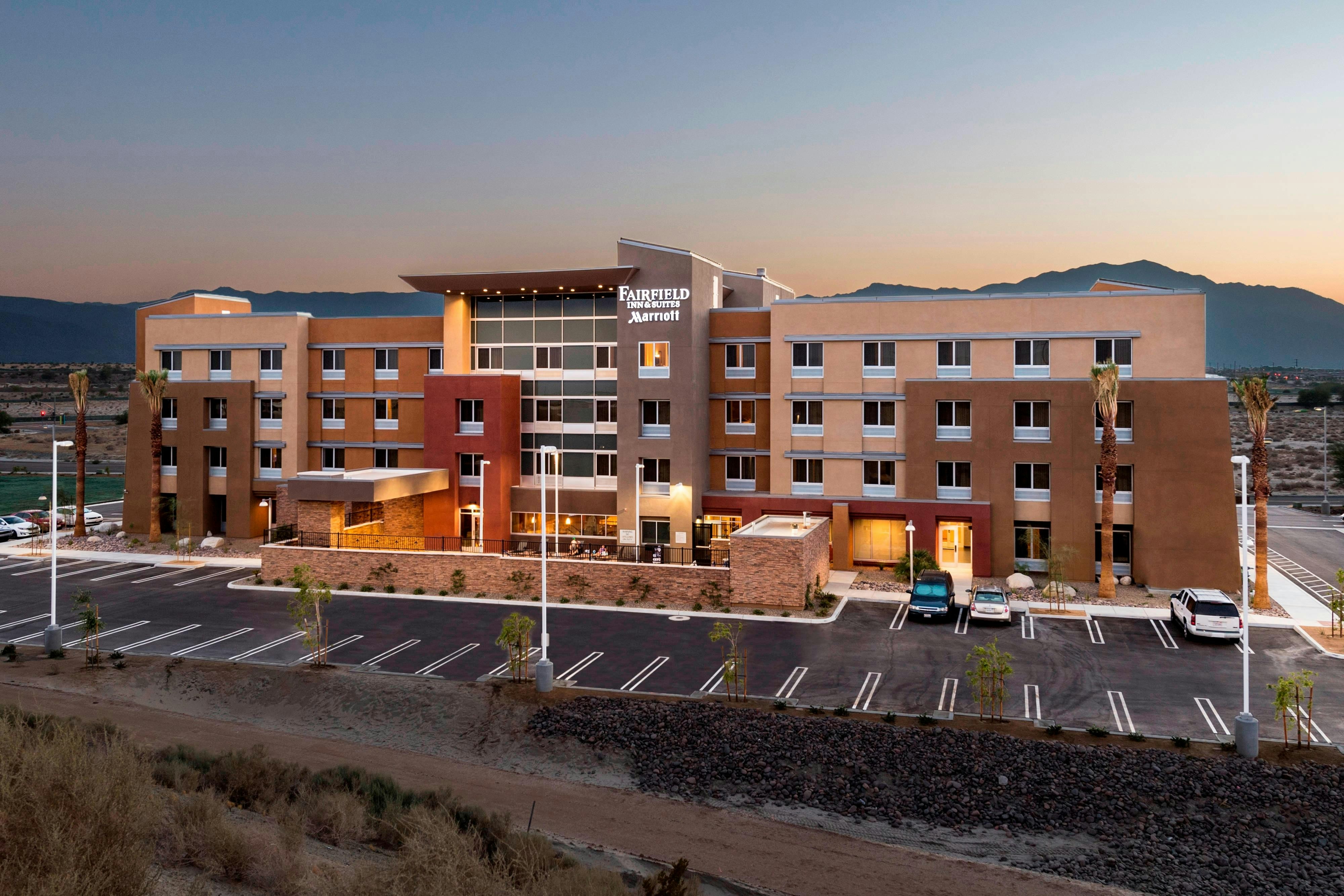 FAIRFIELD INN & SUITES PALM DESERT in PALM DESERT - CA