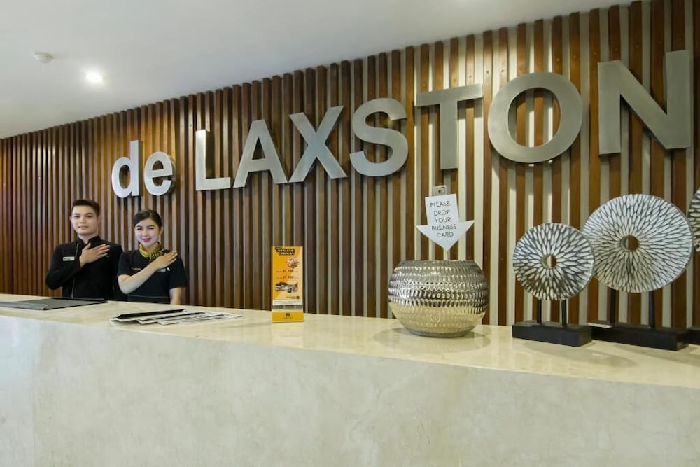 De Laxston Hotel By Azana 2/70