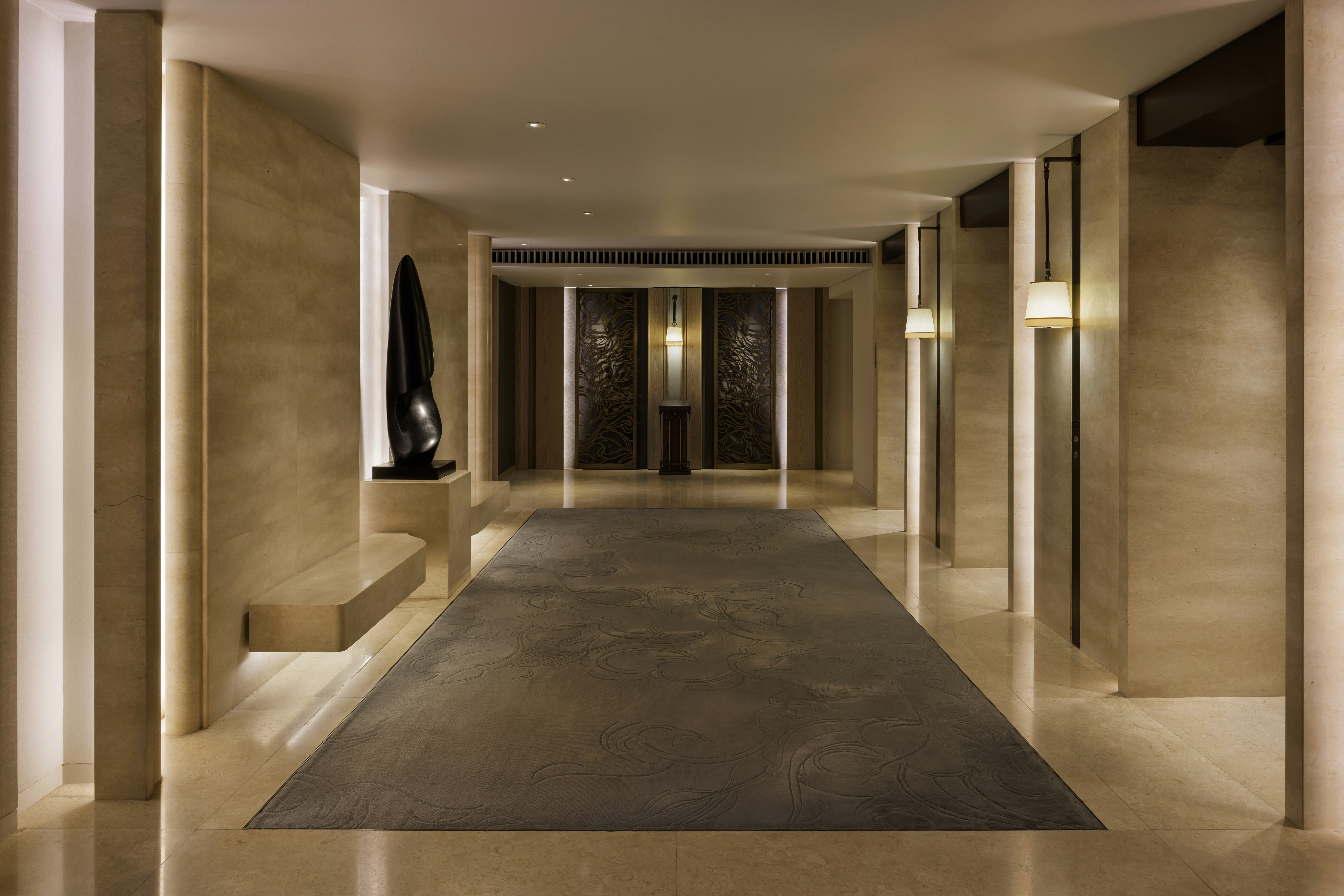 Waldorf Astoria Bangkok 46/73