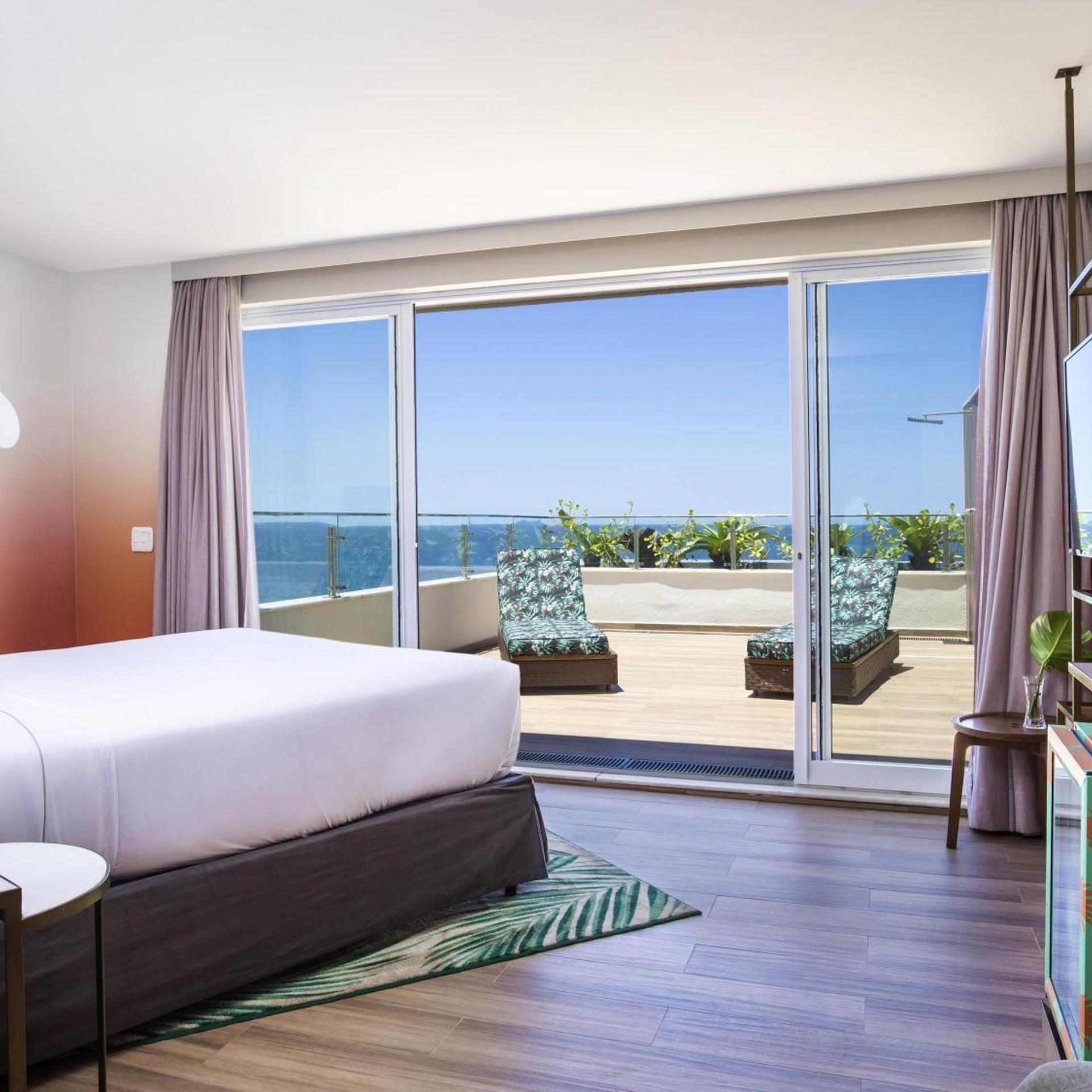 Ocean, Suite, Sea Front, Balcony