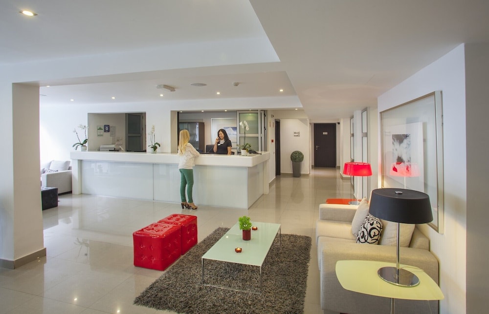 Lobby at ibis Styles Larnaca Finikoudes Beach, LARNACA