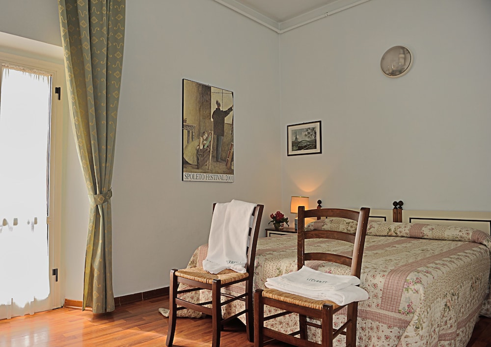 ALBERGO RISTORANTE FERRETTI 9/15