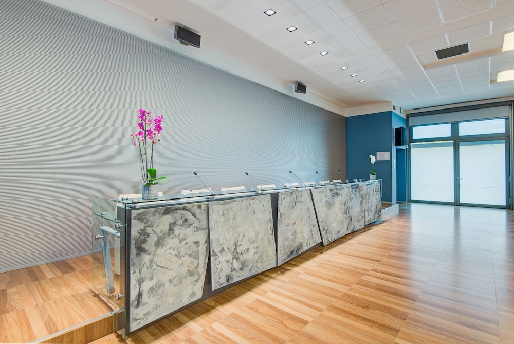 Camplus Living Bononia photo4
