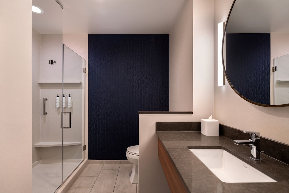 Fairfield Inn & Suites by Marriott Cleveland Tiedeman Road 26/26