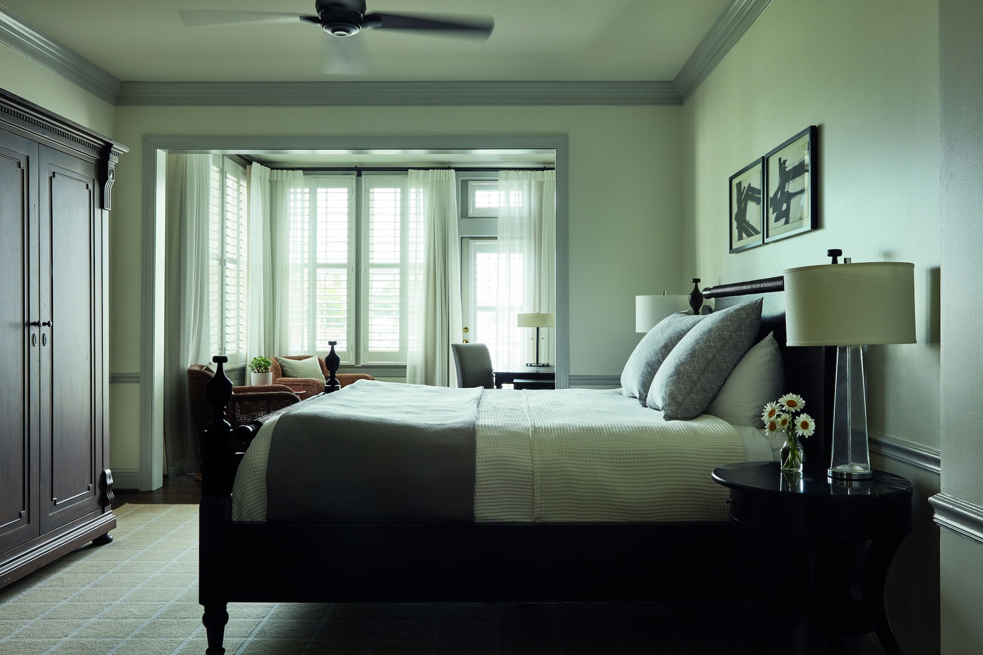 Superior, Queen Bed, Partial Water View