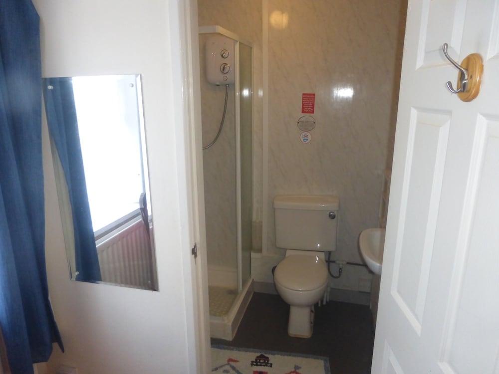 Gleneagles Guest House 11/12