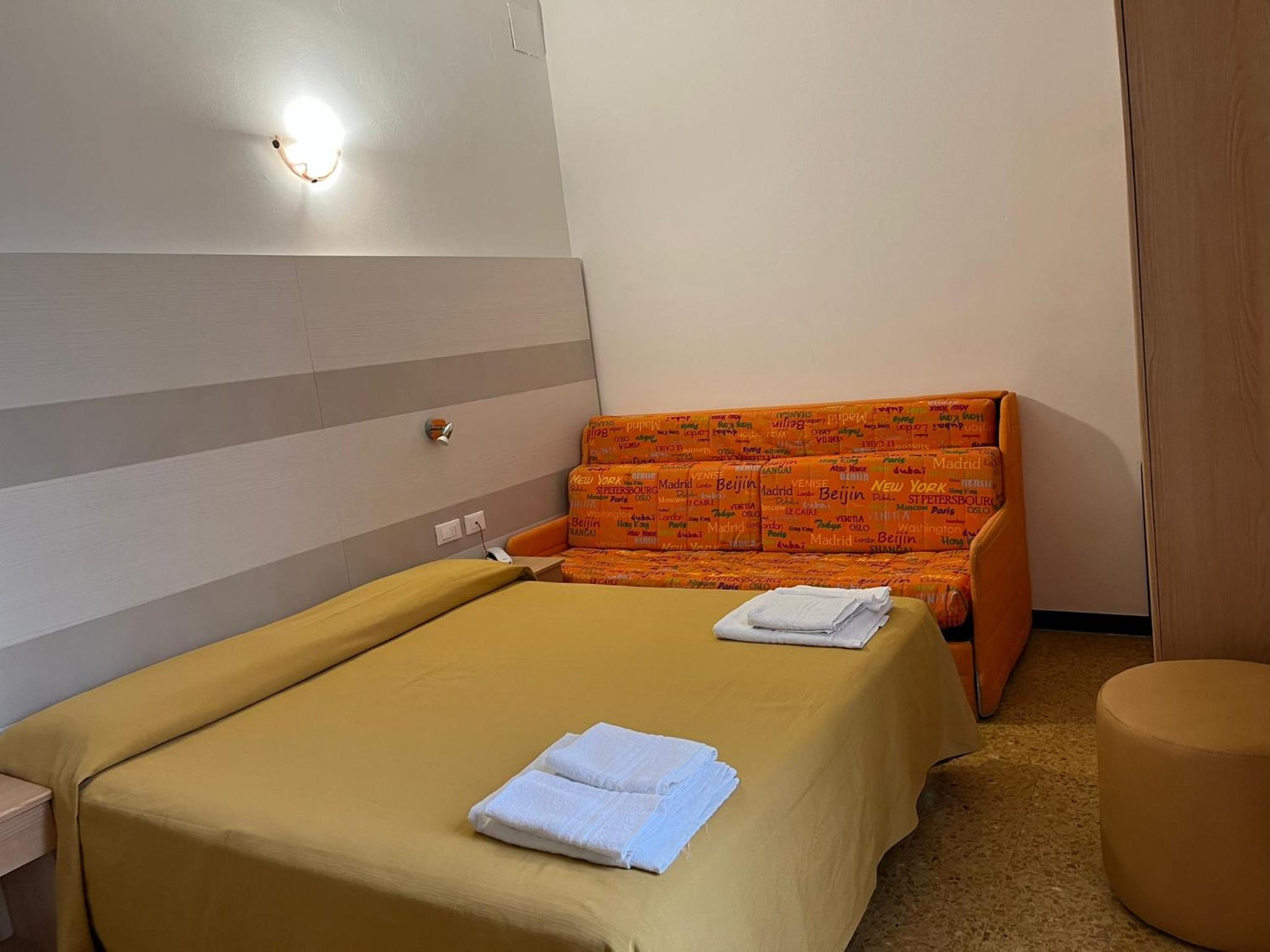 HOTEL VILLA COSTA 22/50