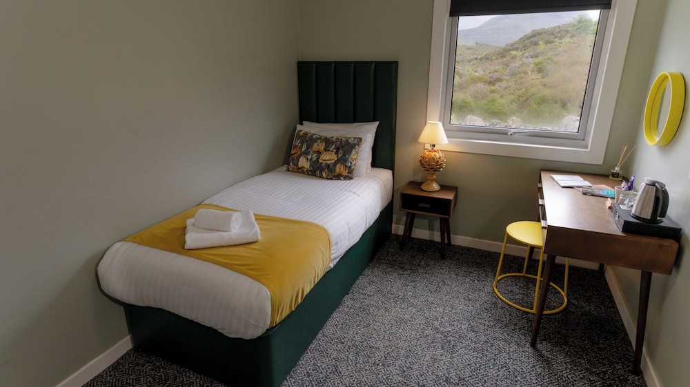Standard, Single, Single Bed