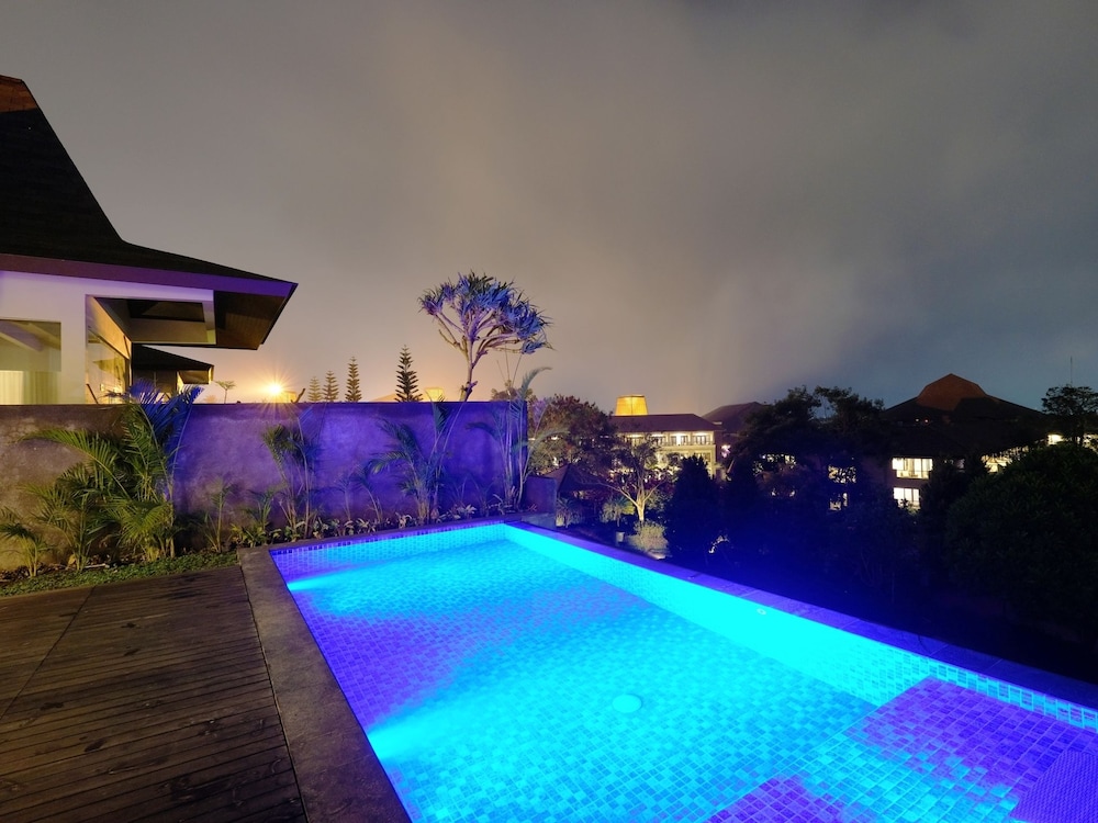 The Singhasari Resort 45/77