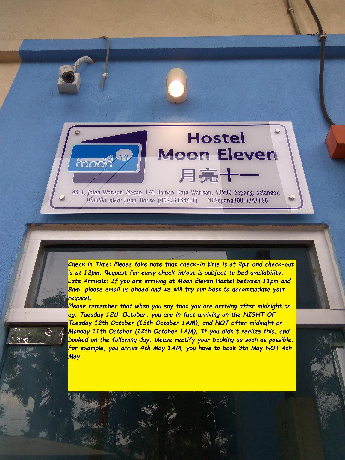 Moon Eleven Hostel 1/38