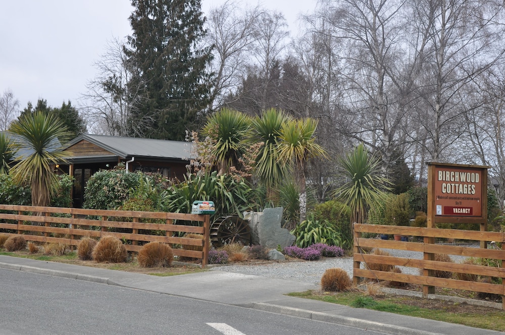Birchwood Cottages 11/66