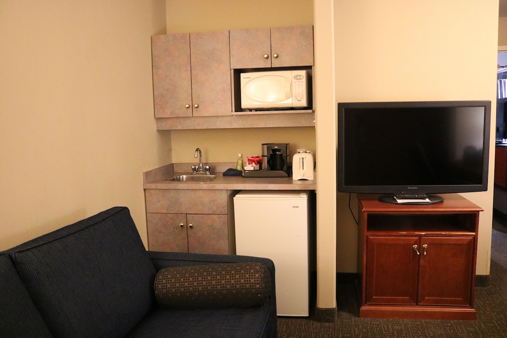 Nomad Hotel And Suites 63/67