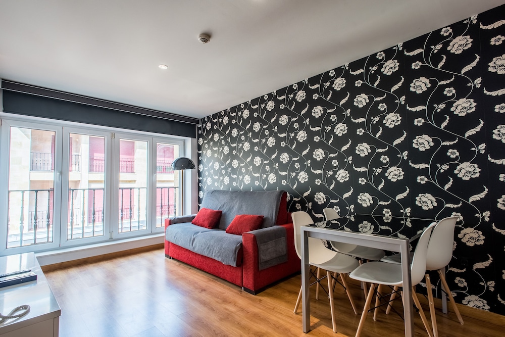Apartamentos Villa Pasiega 18/36