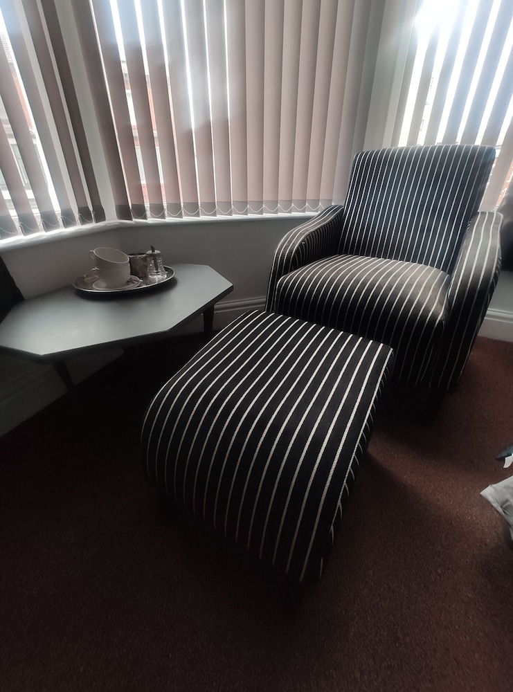 The Mardi Gras Guest Accommodation 36/47