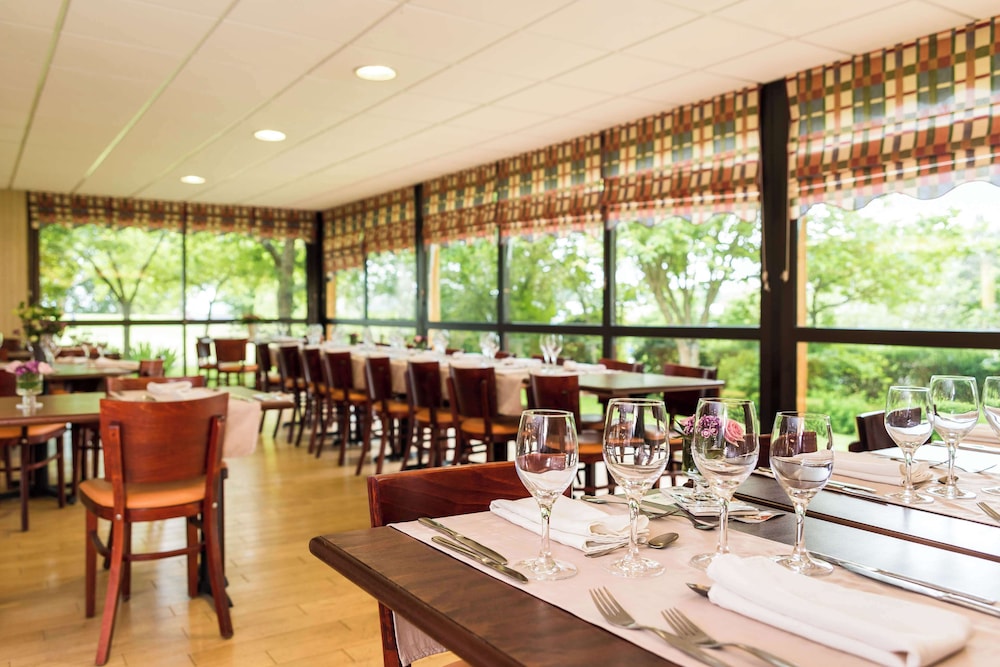 Brit Hotel Rennes Cesson - Le Floreal 40/66