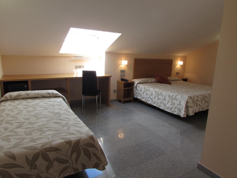 Hotel Palacio De Asturias 4/15