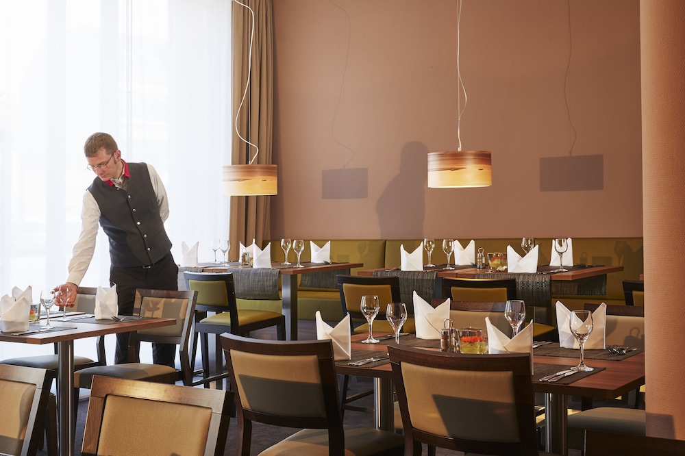 H4 Hotel Hamburg Bergedorf 52/71