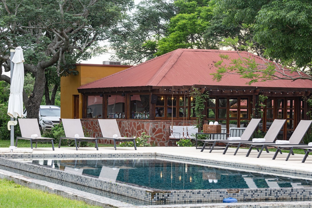 El Transito Hotel Boutique 4/50